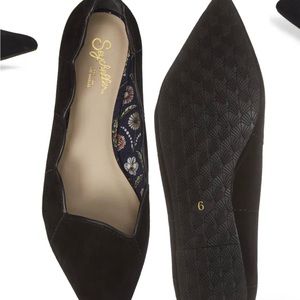 Seychelles Island Scalloped Flats size 9